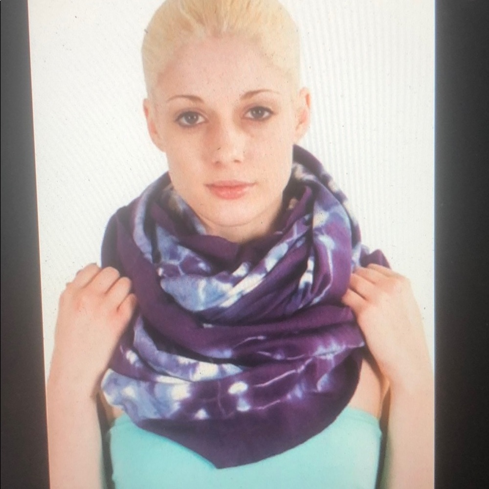 ISO purple tie dye circle scarf